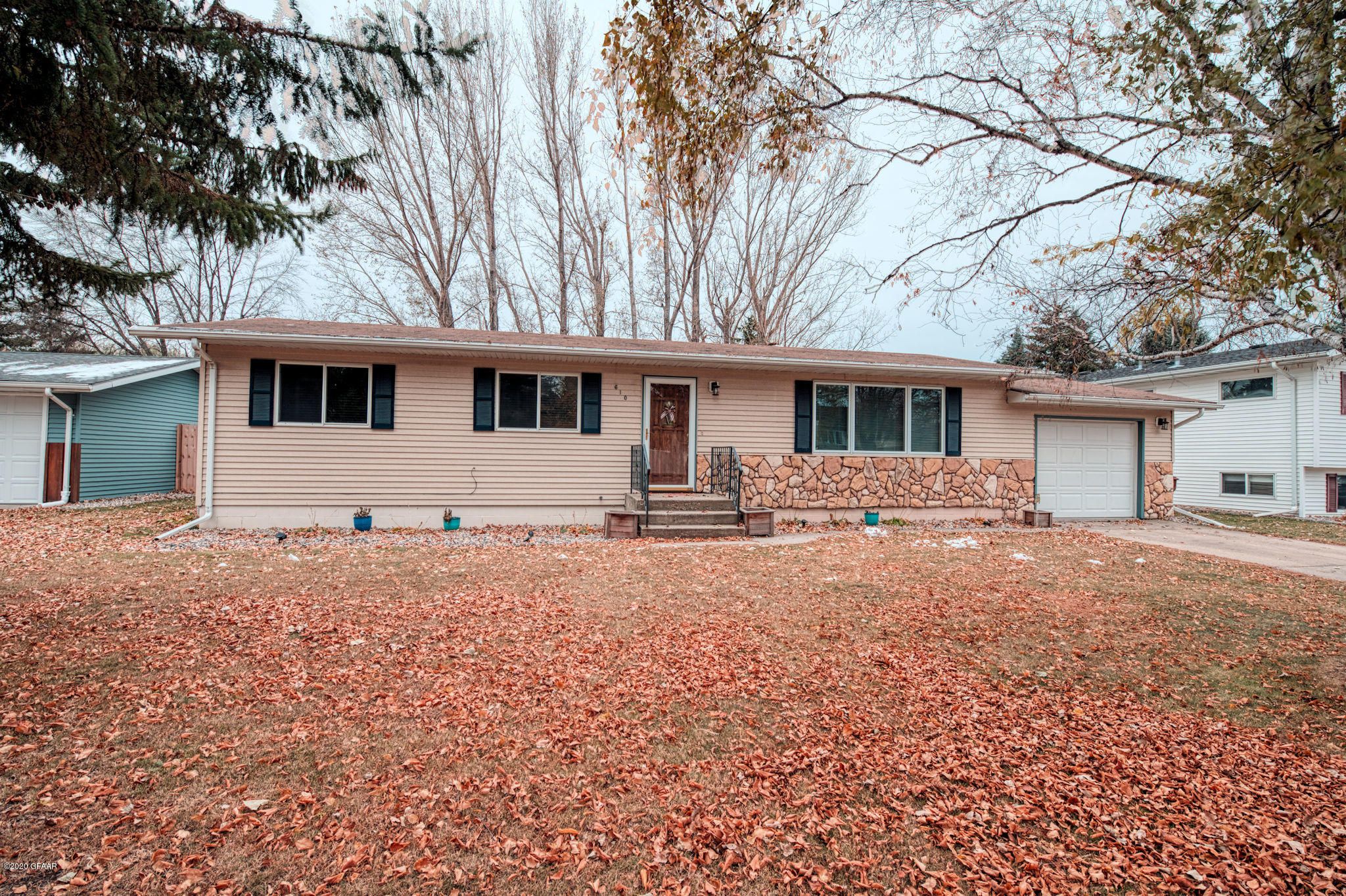610 8th St SE, East Grand Forks, MN 56721 Trulia