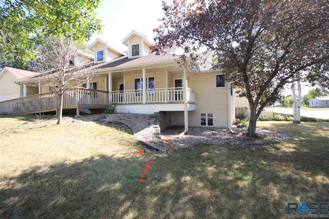 220 S Lincoln St, Lennox, SD 57039 Trulia