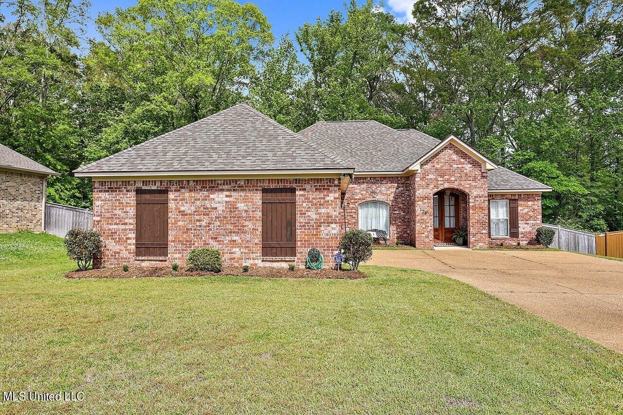 129 Oak Meadow Dr, Clinton, MS 39056 Trulia