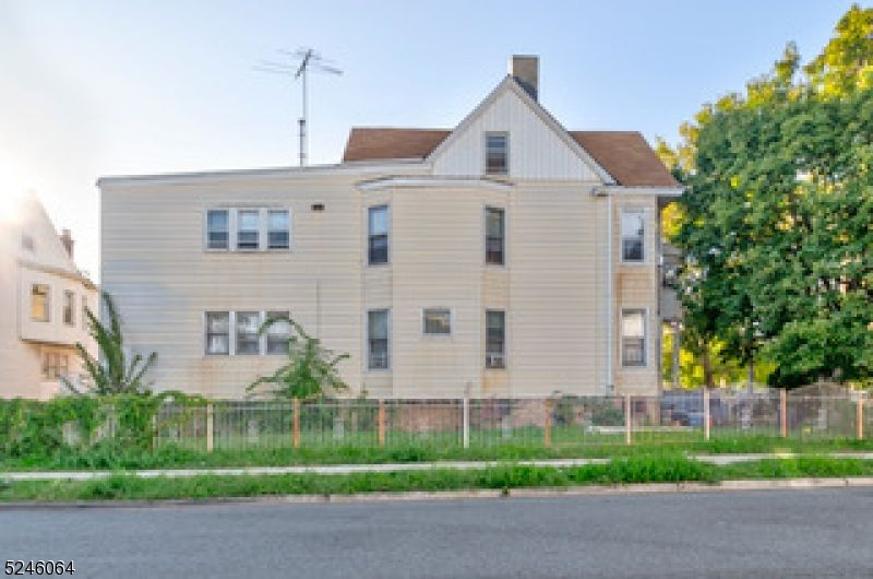 228 Henry St, Orange, NJ 07050 Trulia