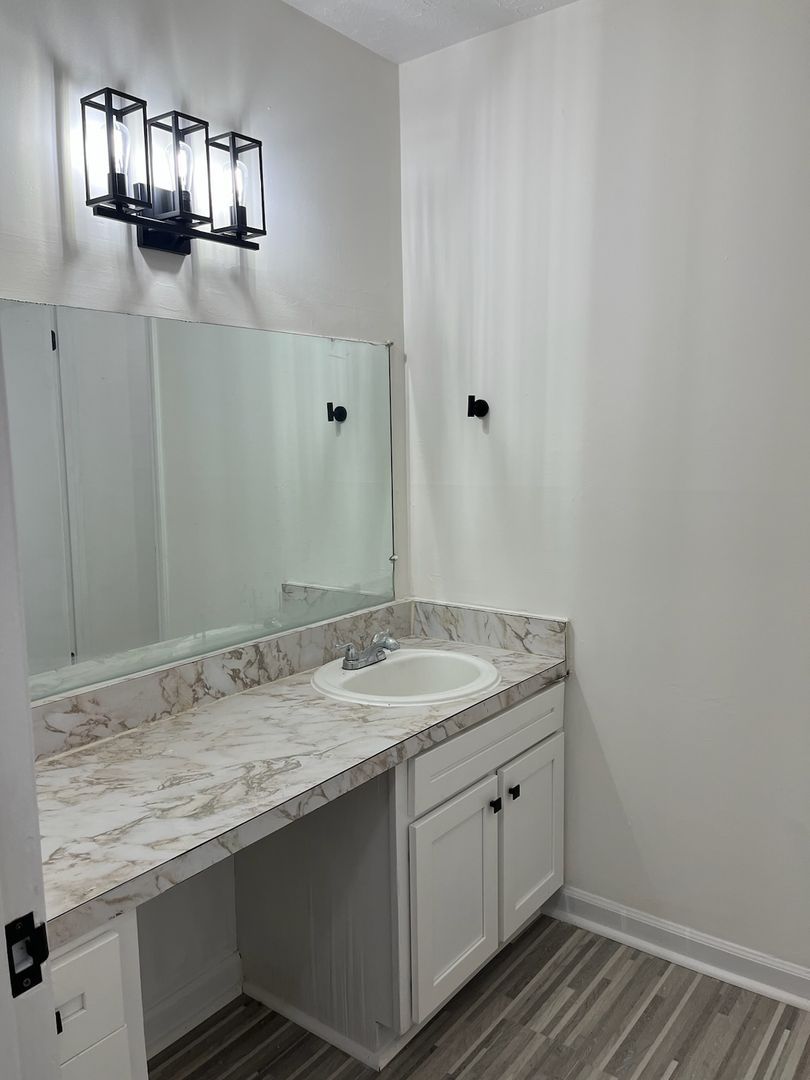 4319 Sanders Ln 132, Louisville, KY 40216 Trulia