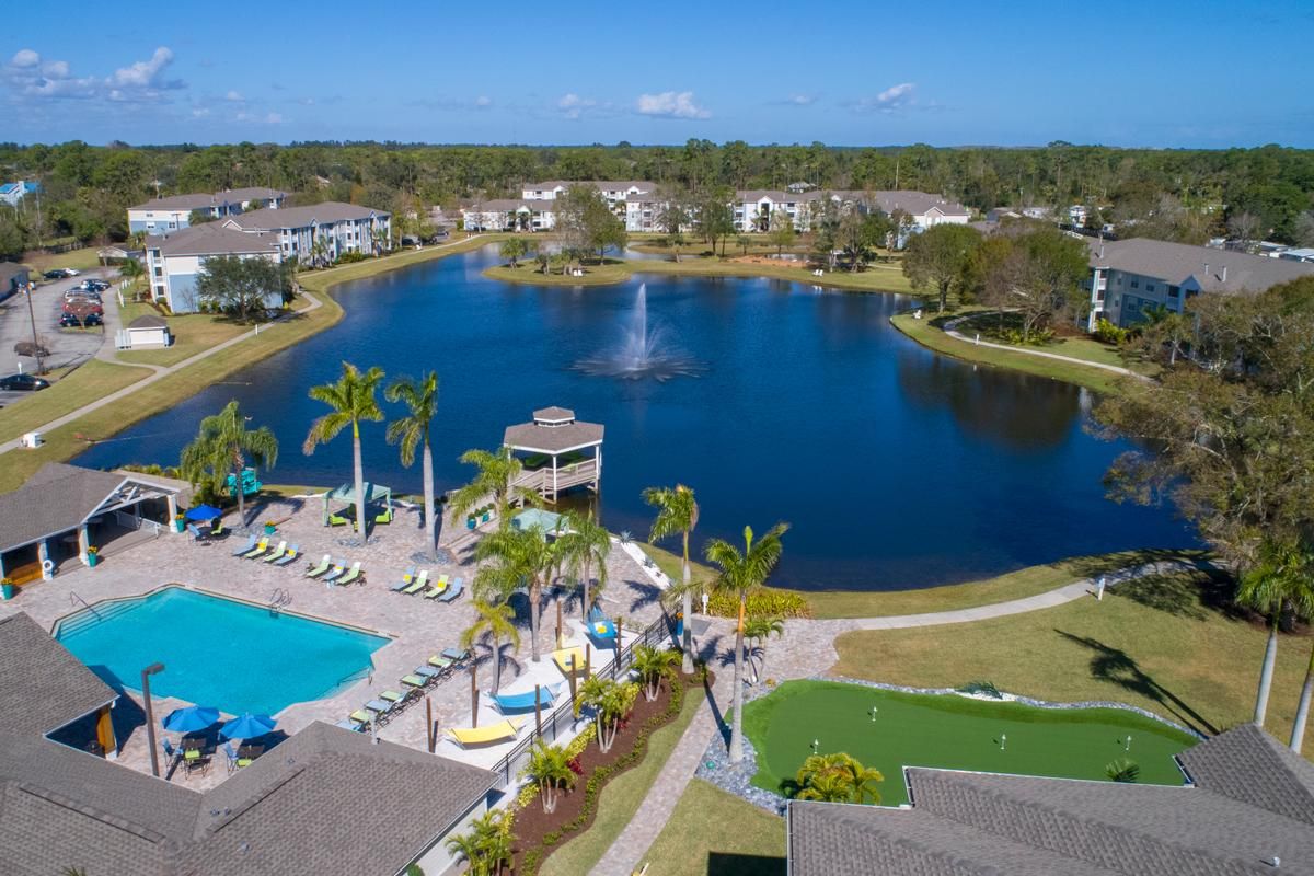 Grand Oaks At The Lake Apartments Melbourne Fl Trulia