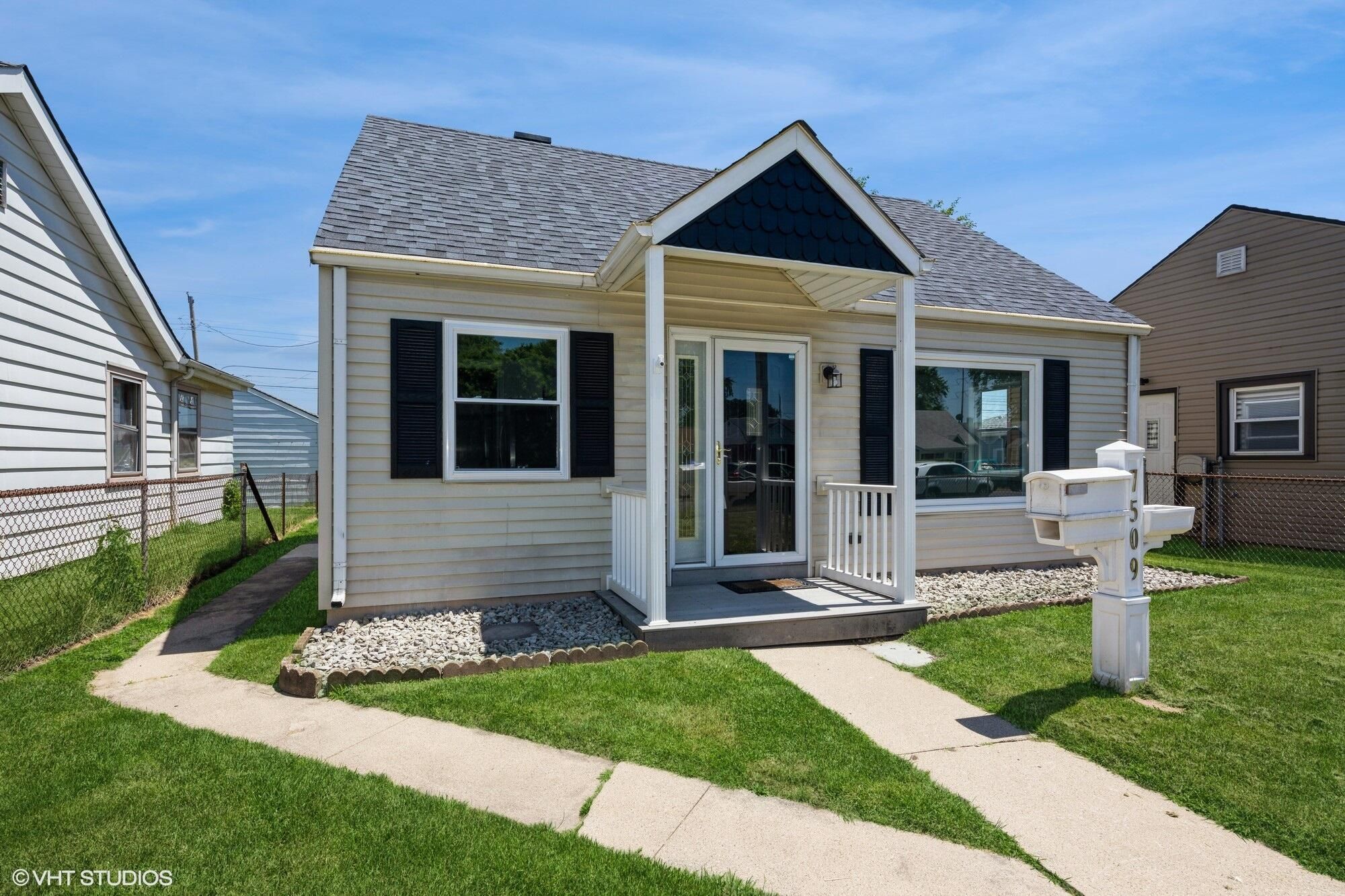 7509 Marshall Ave, Hammond, IN 46323 - See Est. Value, Schools & More