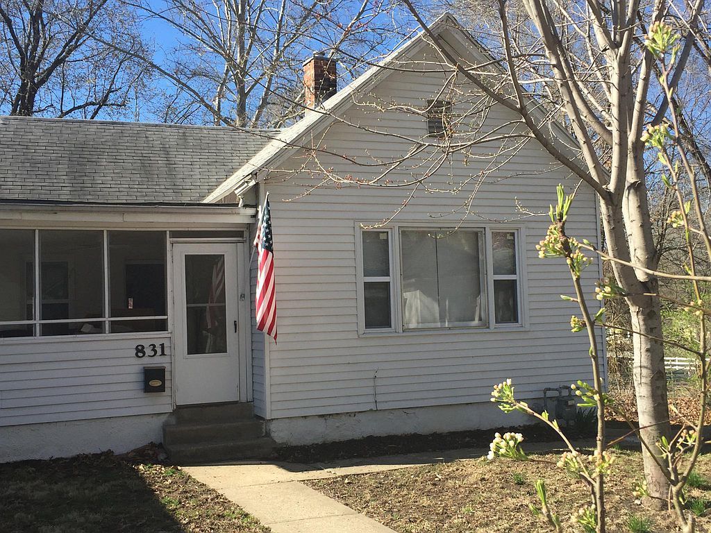 831 Ottawa St, Leavenworth, KS 66048 Trulia