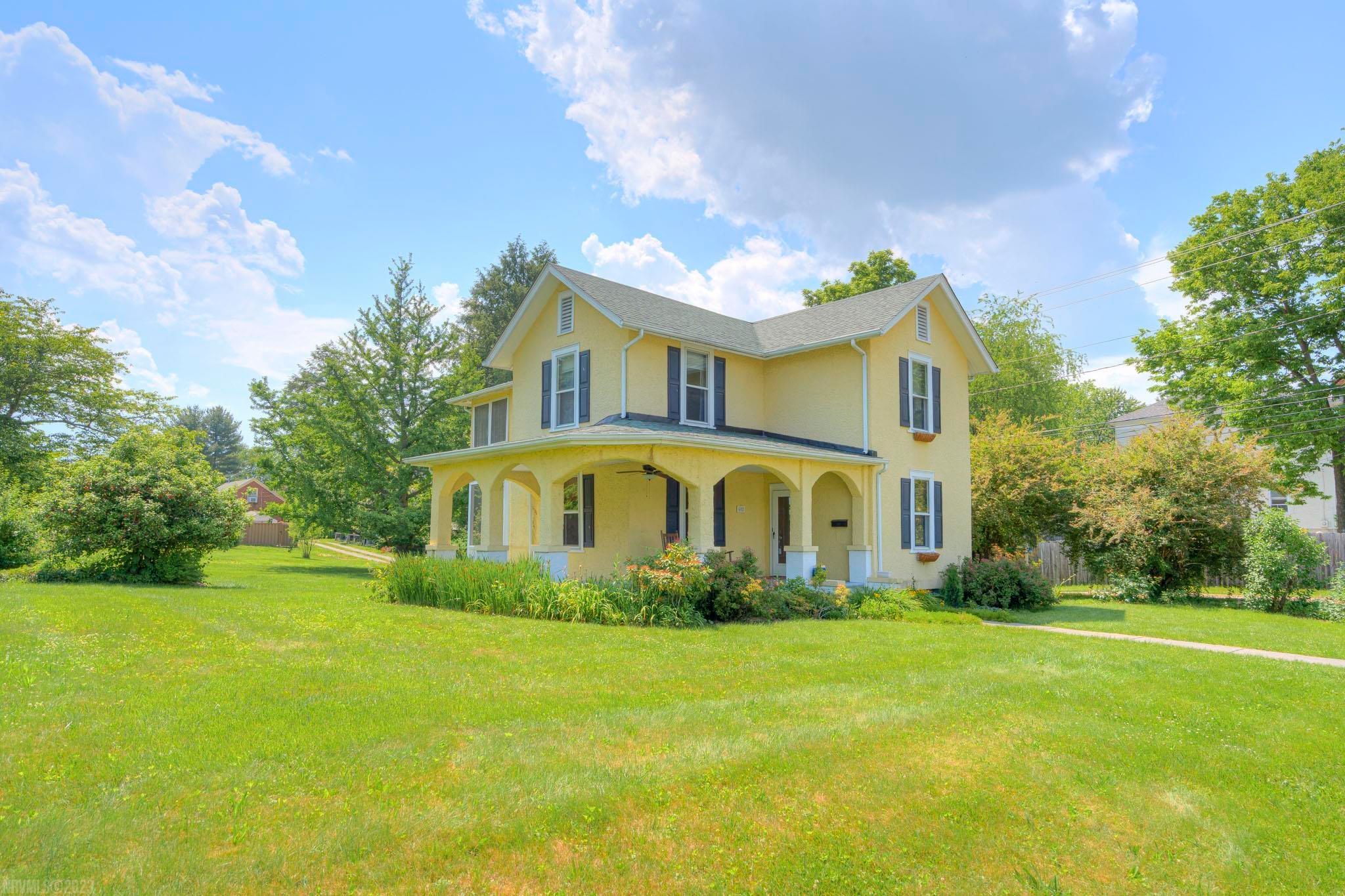 402 Randolph St, Radford, VA 24141 Trulia