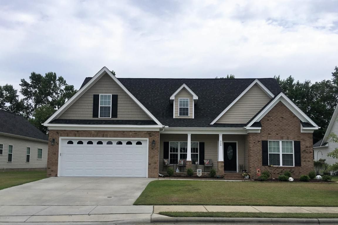 929 Mill Creek Dr, Greenville, NC - 4 Bed, 3 Bath Single-Family Home