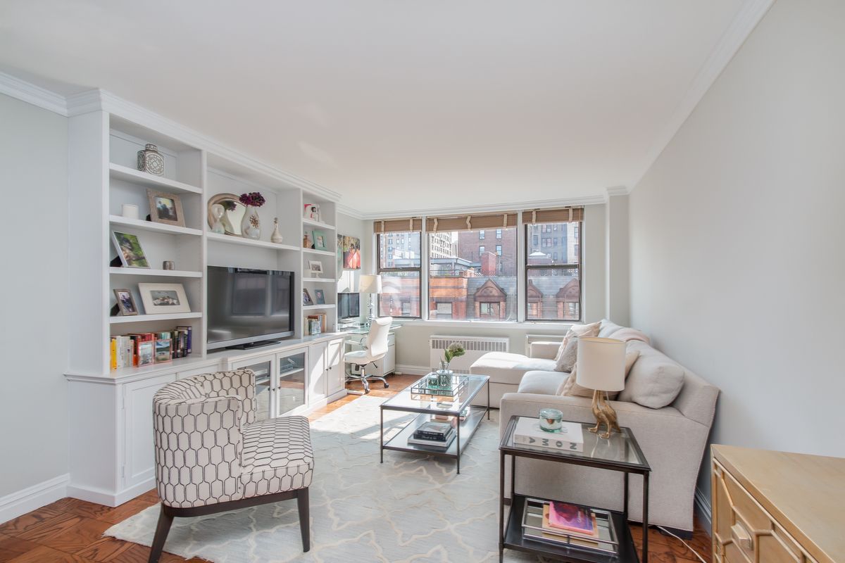 200 W 79th St 7M, New York, NY 10024 1 Bed, 1 Bath MultiFamily Home