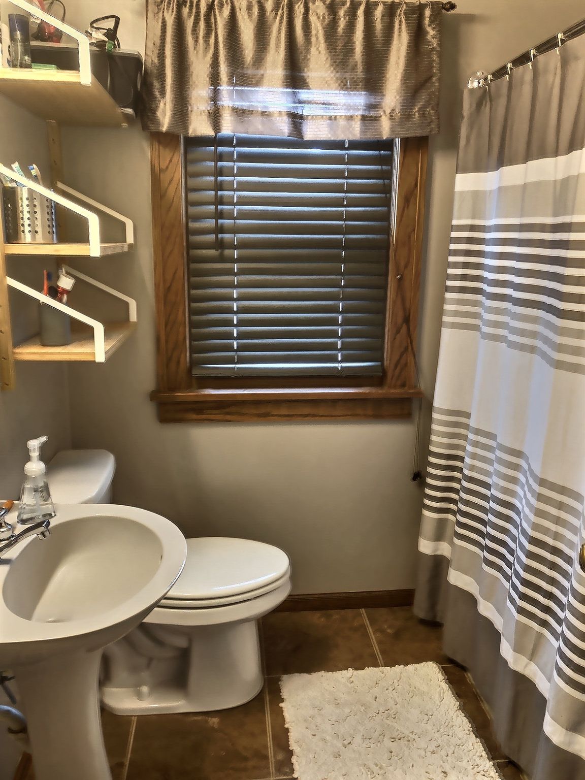 210 E 18th St, Sioux Falls, SD 57104 Trulia