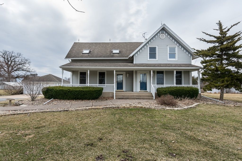 10602 140th St W, Taylor Ridge, IL 61284 See Est. Value, Schools & More