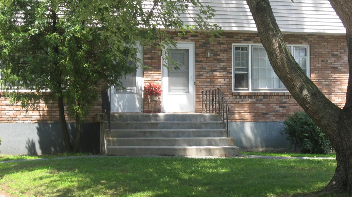 Lynn Court Apartments Albany, NY Trulia