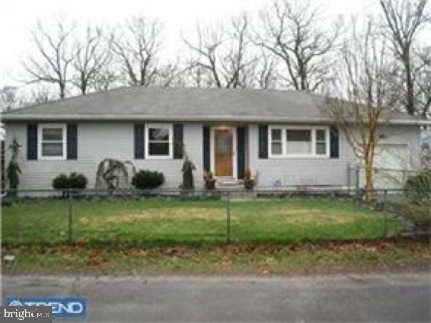 401 Lakeview Blvd, Browns Mills, NJ 3 Bed, 1 Bath 15 Photos Trulia