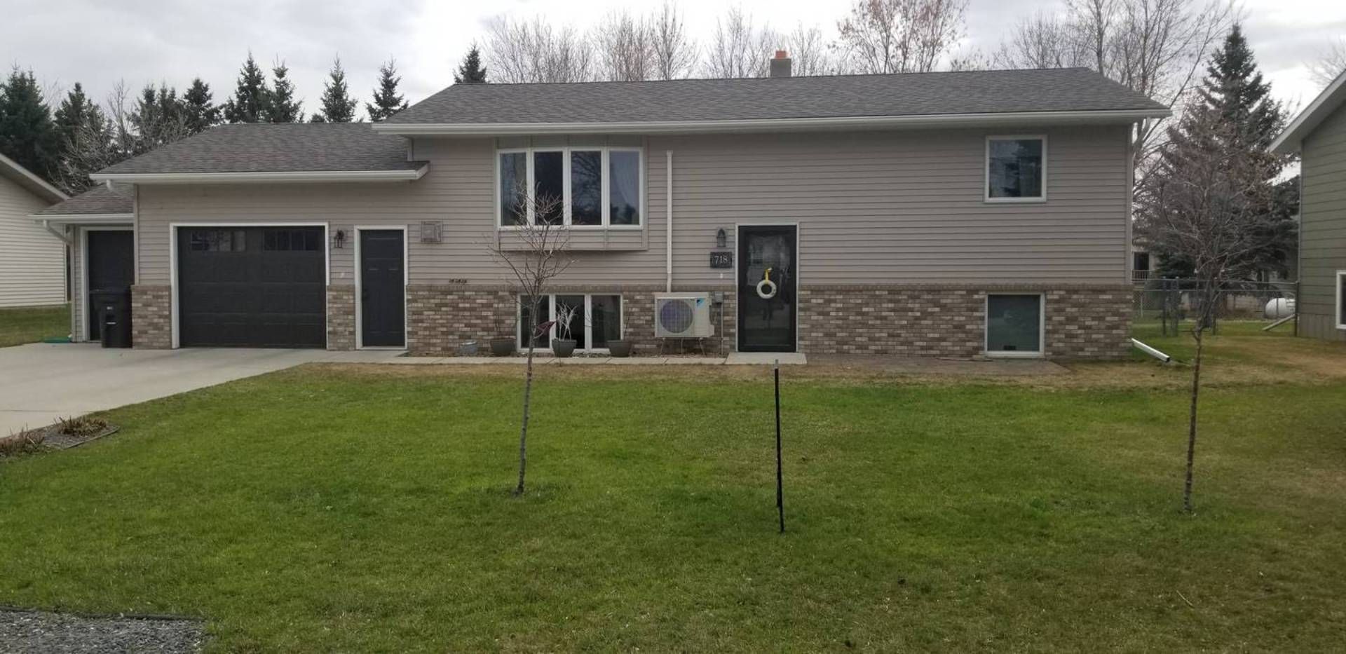 718 7th St E, Bottineau, ND 58318 Trulia