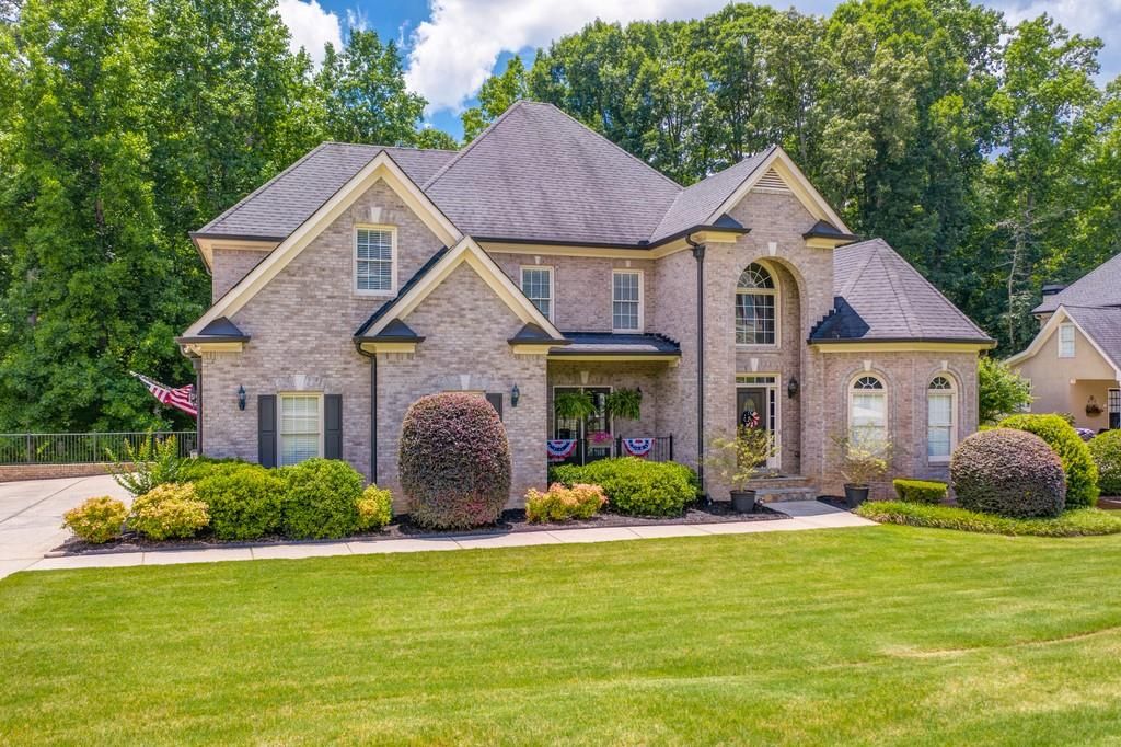 569 Owl Creek Dr, Powder Springs, GA 5 Bed, 5 Bath SingleFamily Home