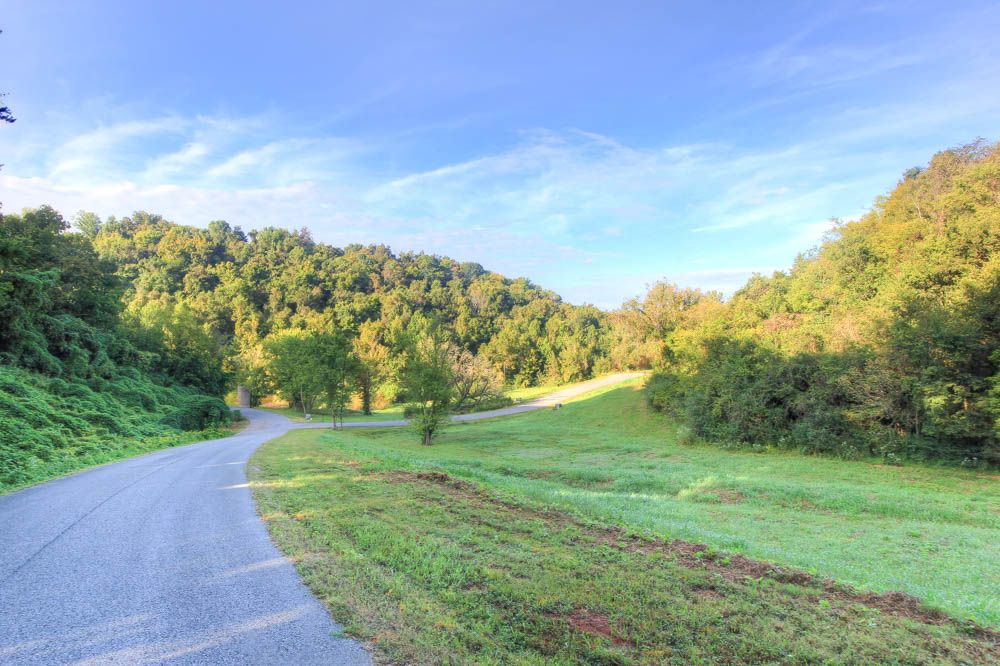 304 Rivercrest Cir, Louisville, TN 37777 Trulia