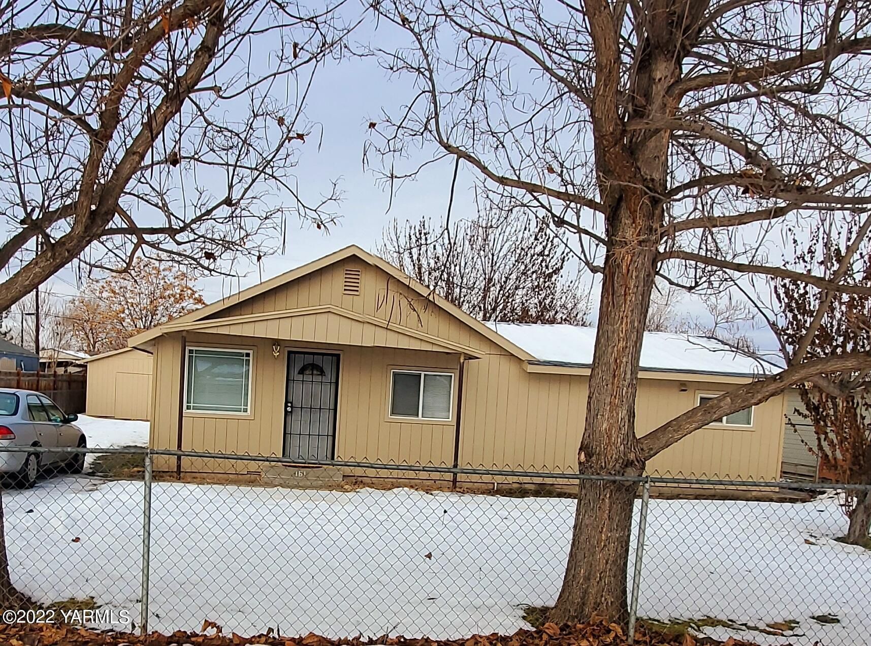 161 Cedar Ln, Wapato, WA 98951 Trulia