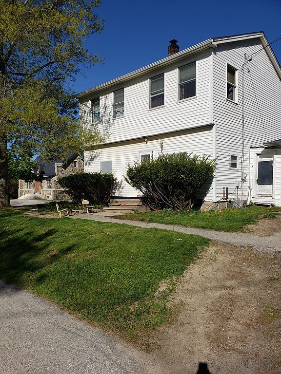 215 Main St, Winterport, ME 04496 Trulia