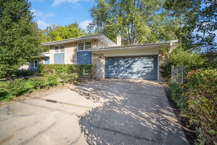 1704 E Hawthorne St, Arlington Heights, IL 60004 Trulia