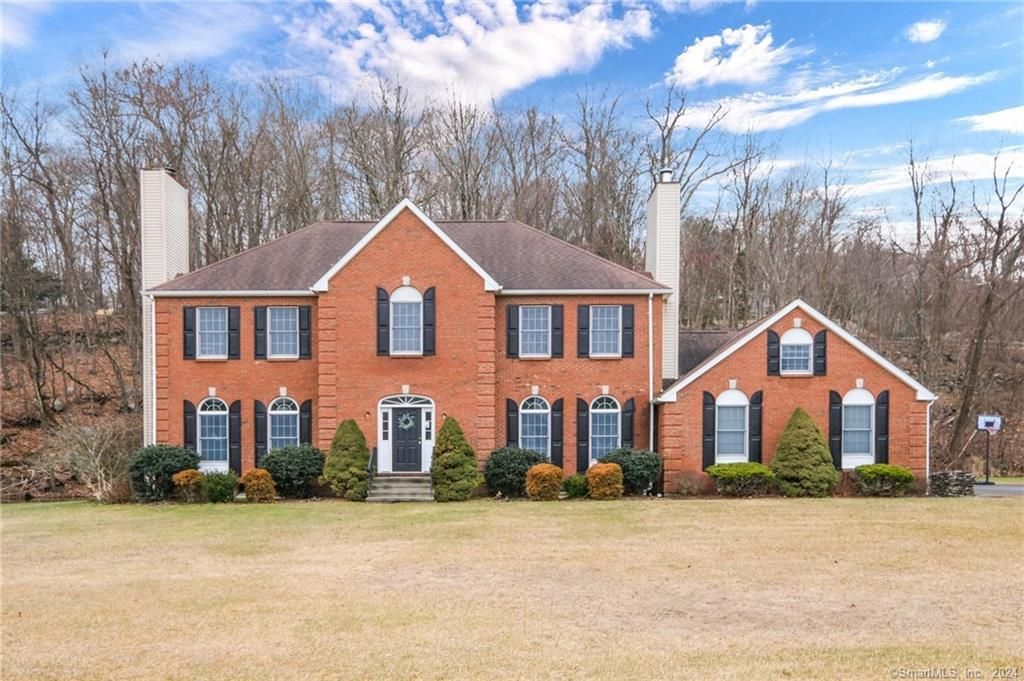 27 Mill Pond Rd, New Fairfield, CT 06812 See Est. Value, Schools & More