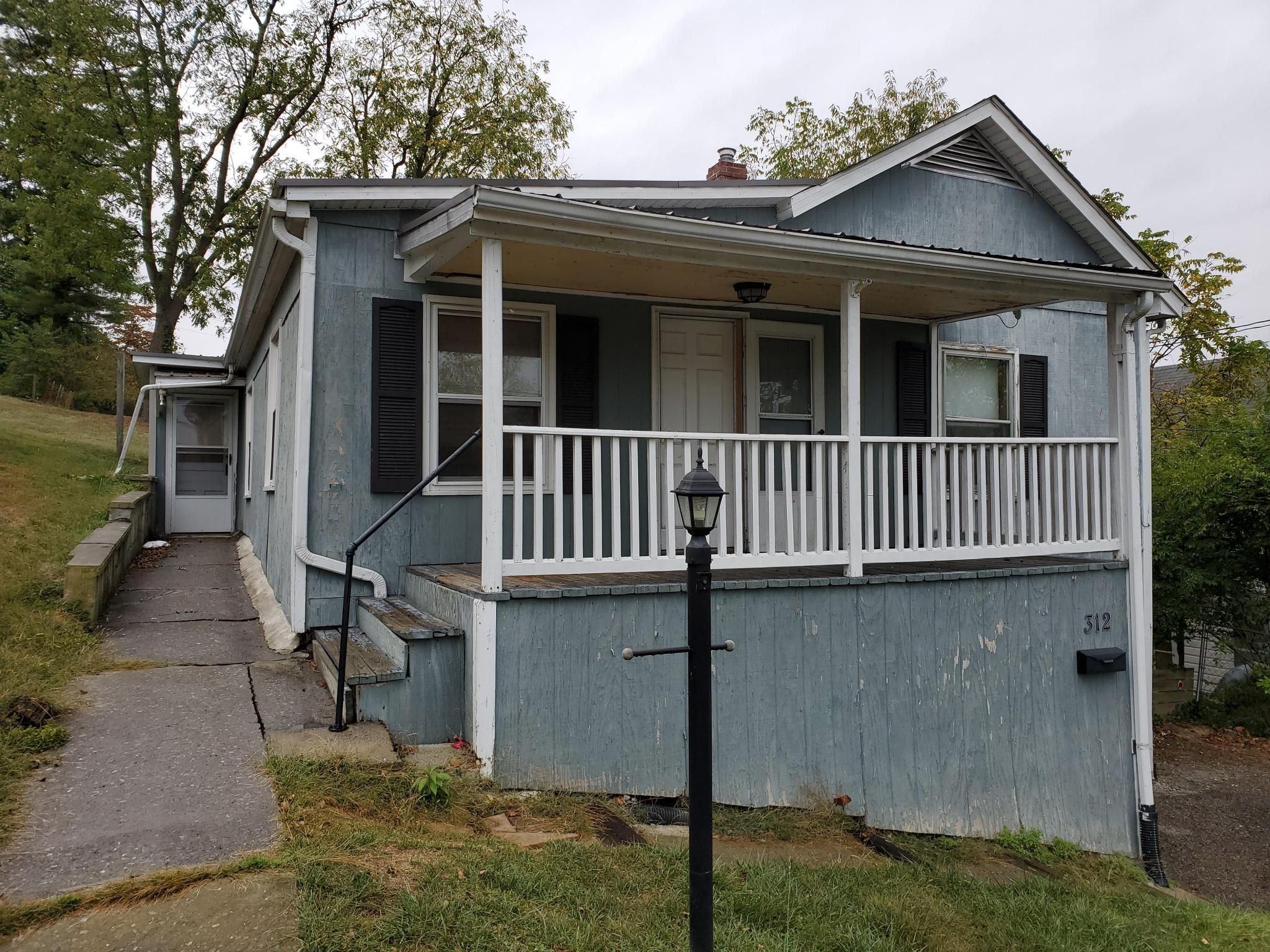 312 4th Ave, Radford, VA 24141 Trulia