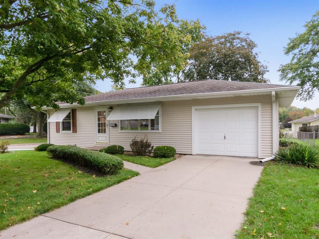 706 35th St SE, Cedar Rapids, IA 52403 Trulia