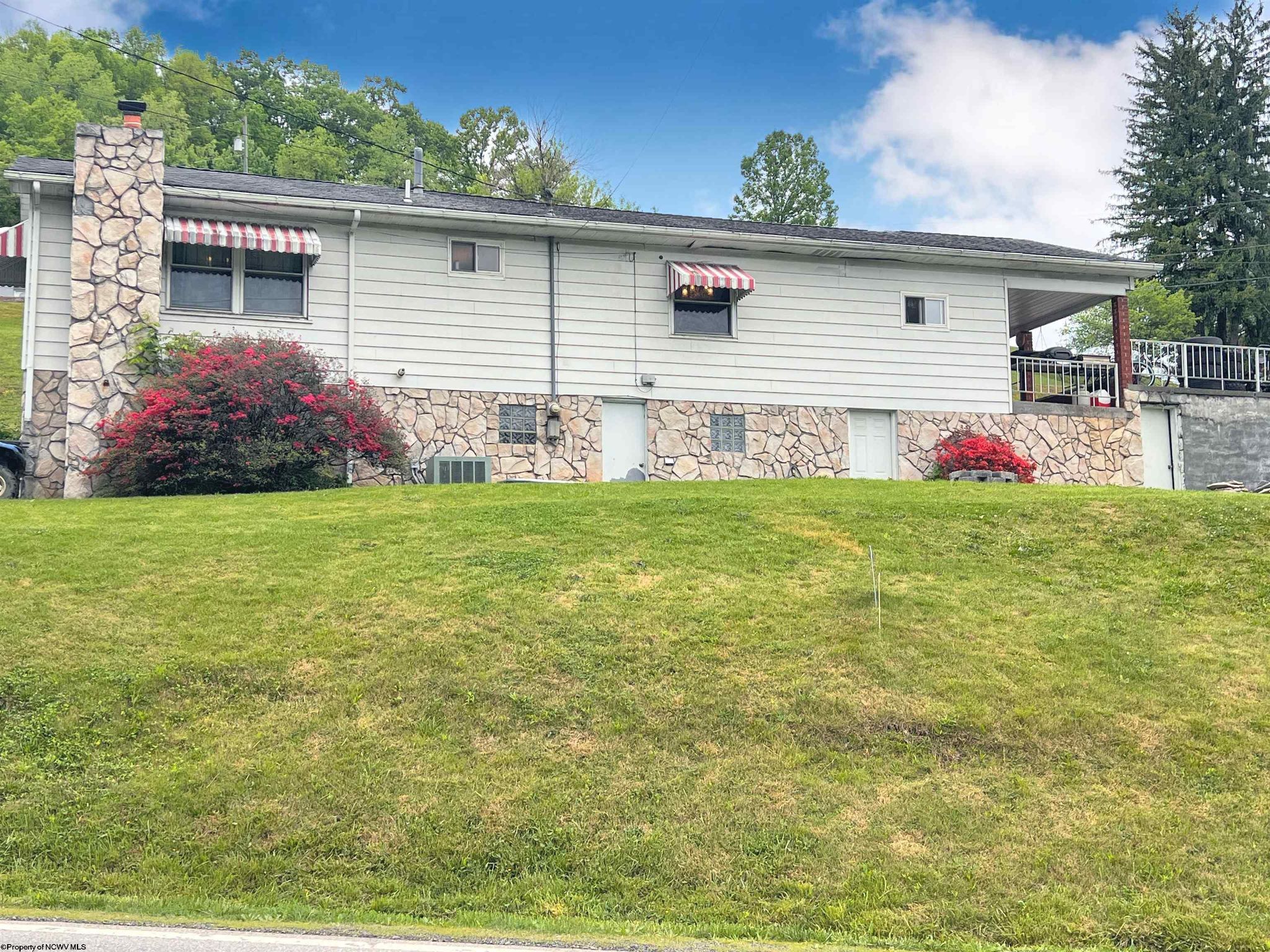 228 N Pike St, Grafton, WV 26354 Trulia