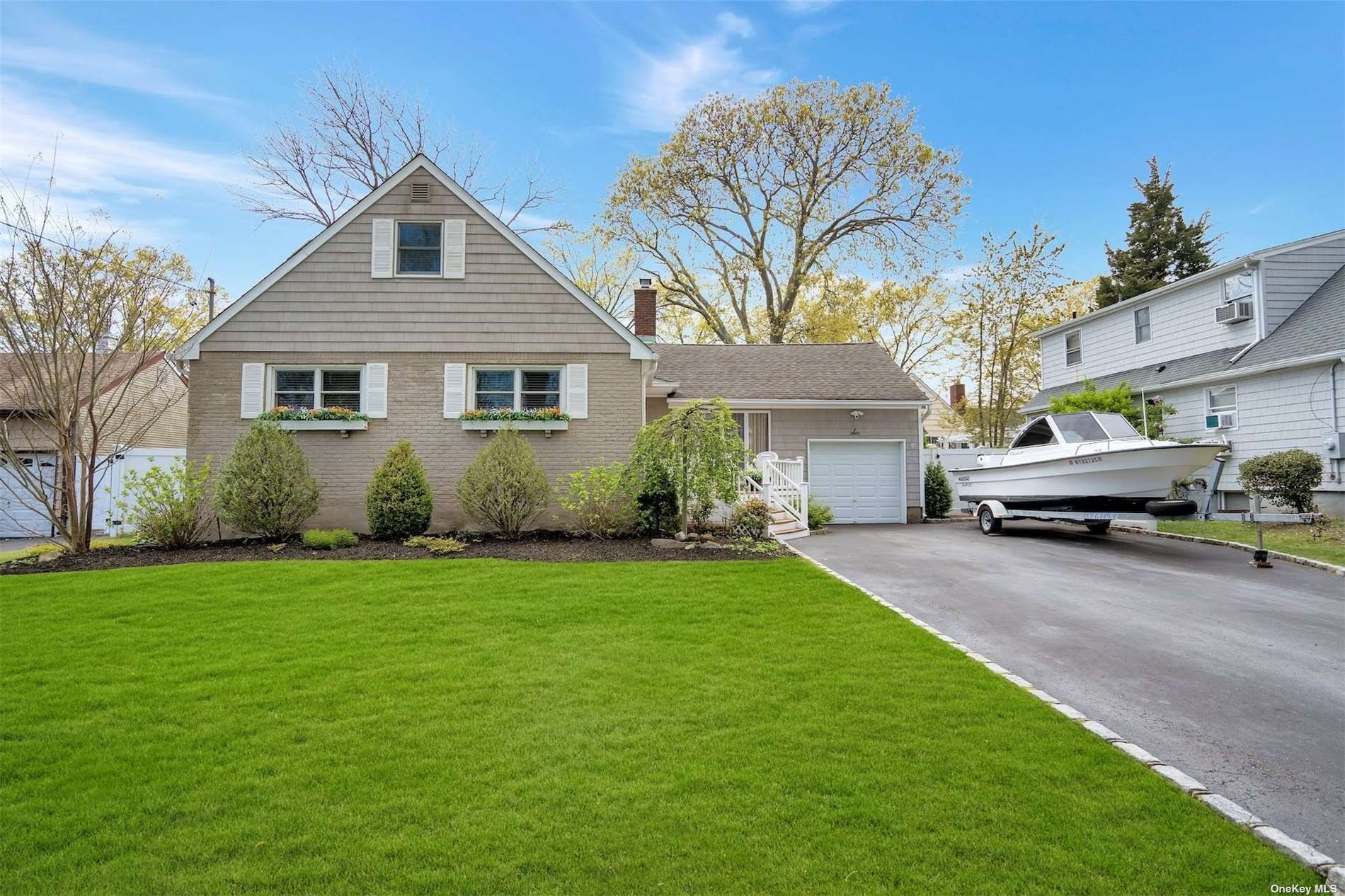 6 Peppermill Lane, Amityville, NY 11701 Trulia