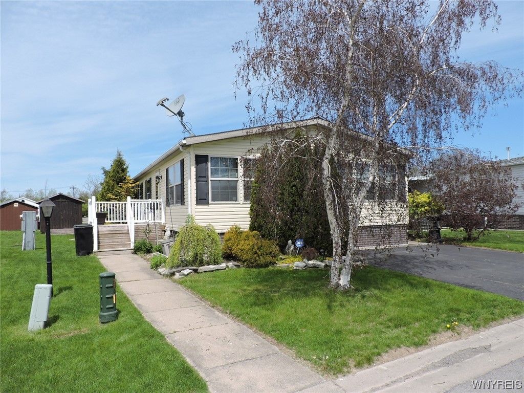 4229 Mohawk Pkwy, Niagara Falls, NY 14304 Trulia