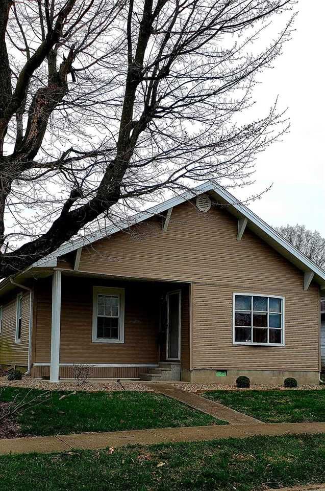 204 S Walters St, Fort Branch, IN 47648 Trulia