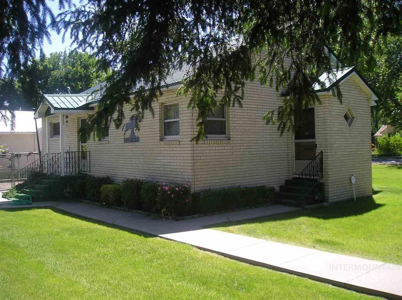 321 8th Ave W, Gooding, ID 83330 Trulia