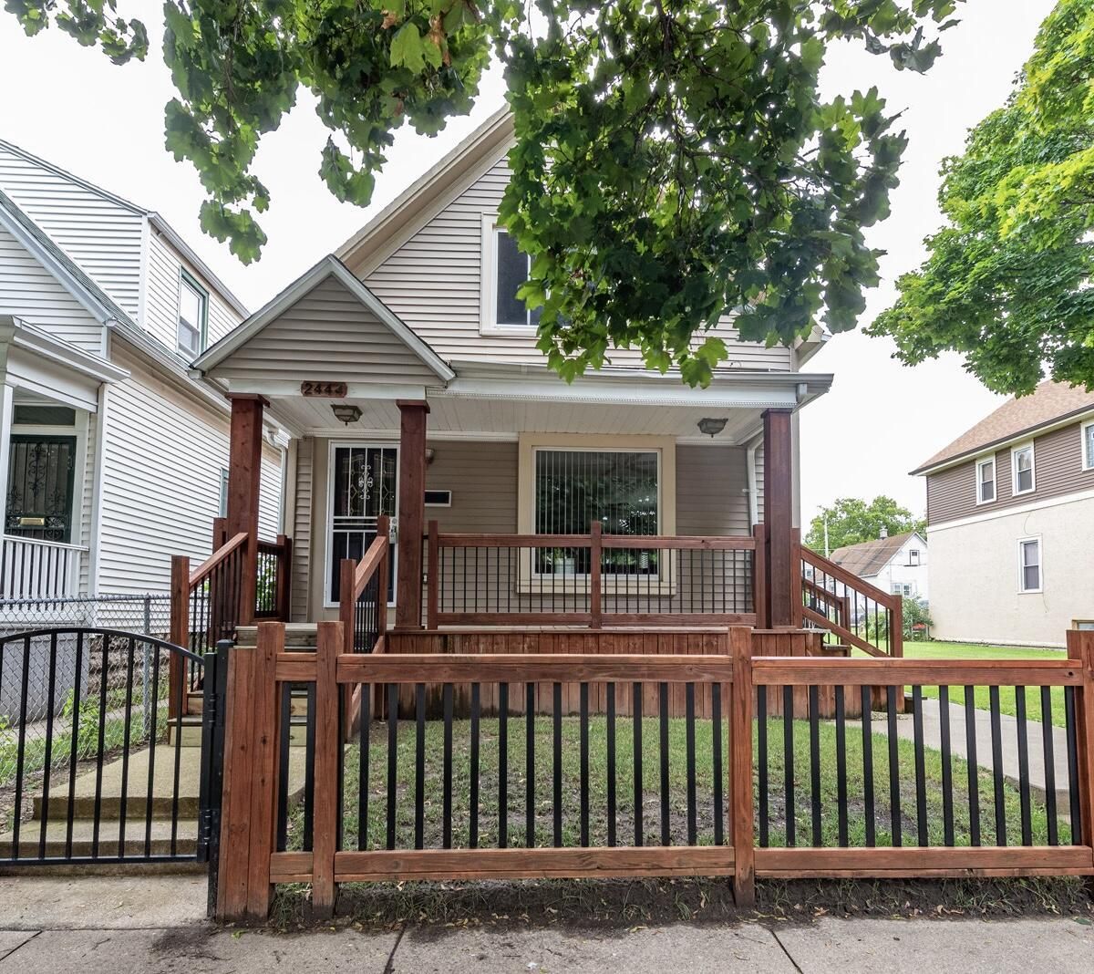 2444 North 15th STREET, Milwaukee, WI 53206 - See Est. Value, Schools ...