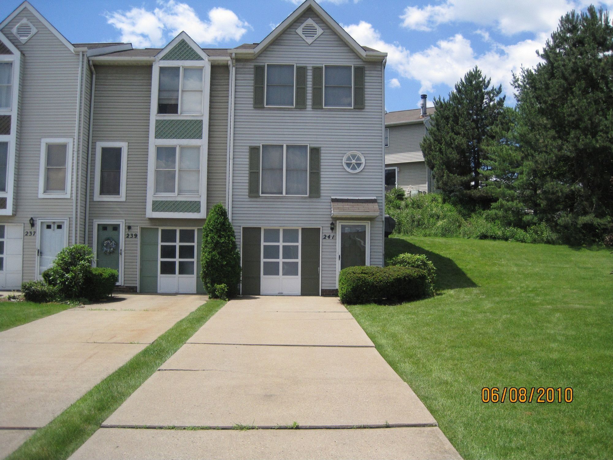 241 Hawthorne Dr, Oakdale, PA 15071 Trulia