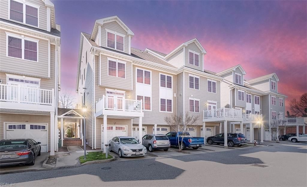 31 Miles Cary Mews, Hampton, VA 23669 3 Bed, 4 Bath Townhouse MLS