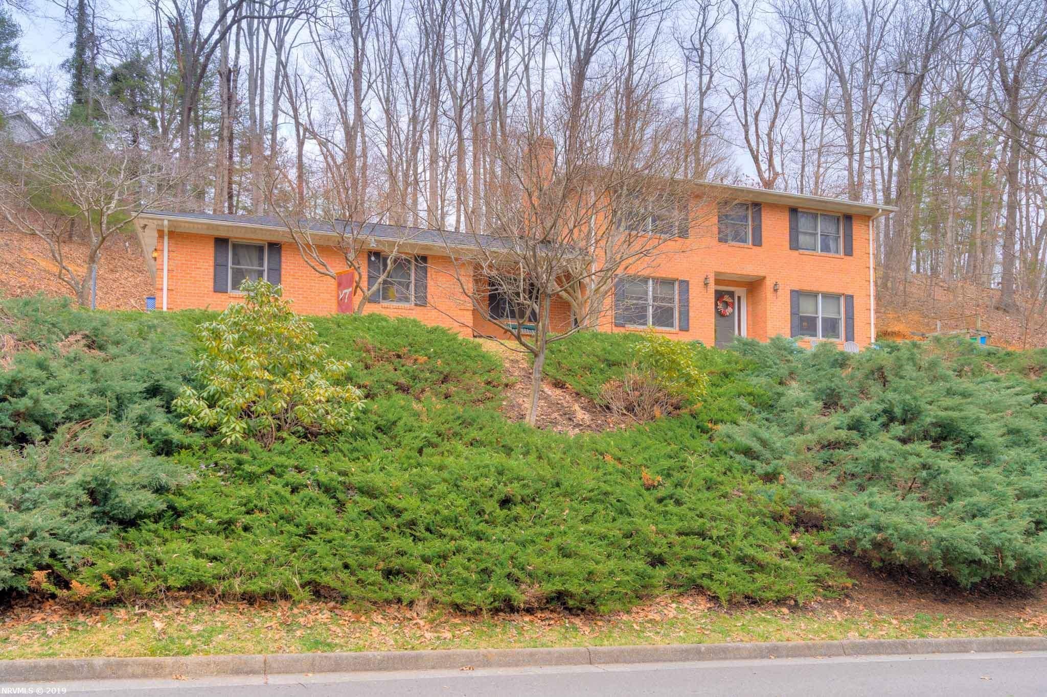 193 Fairway Dr, Radford, VA 24141 Trulia