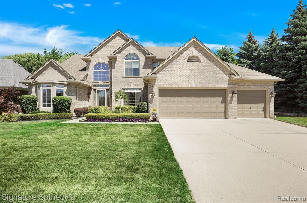 21801 Carrington Dr, MI 48044 Trulia