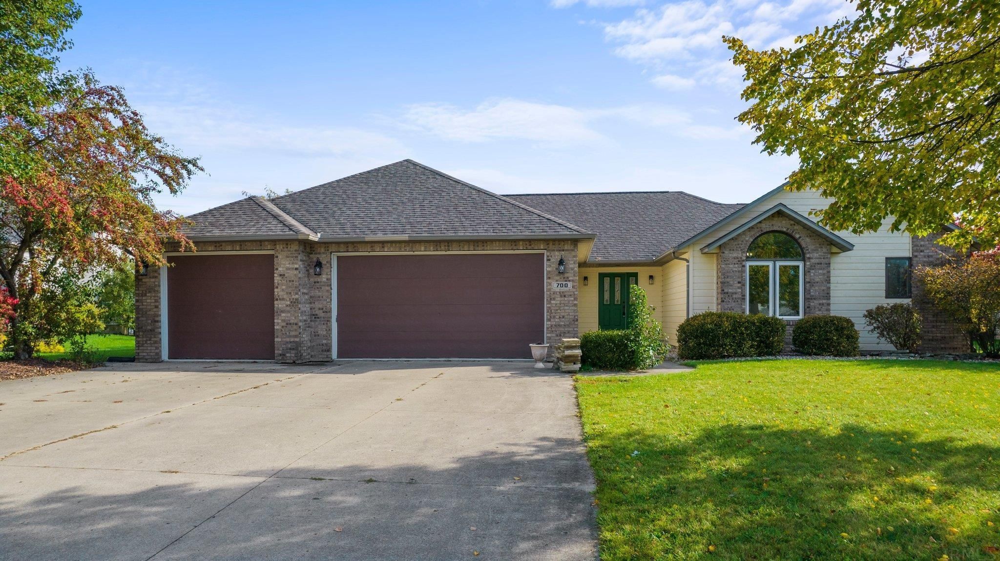 700 N Edgewood Ln, Angola, IN 46703 Trulia