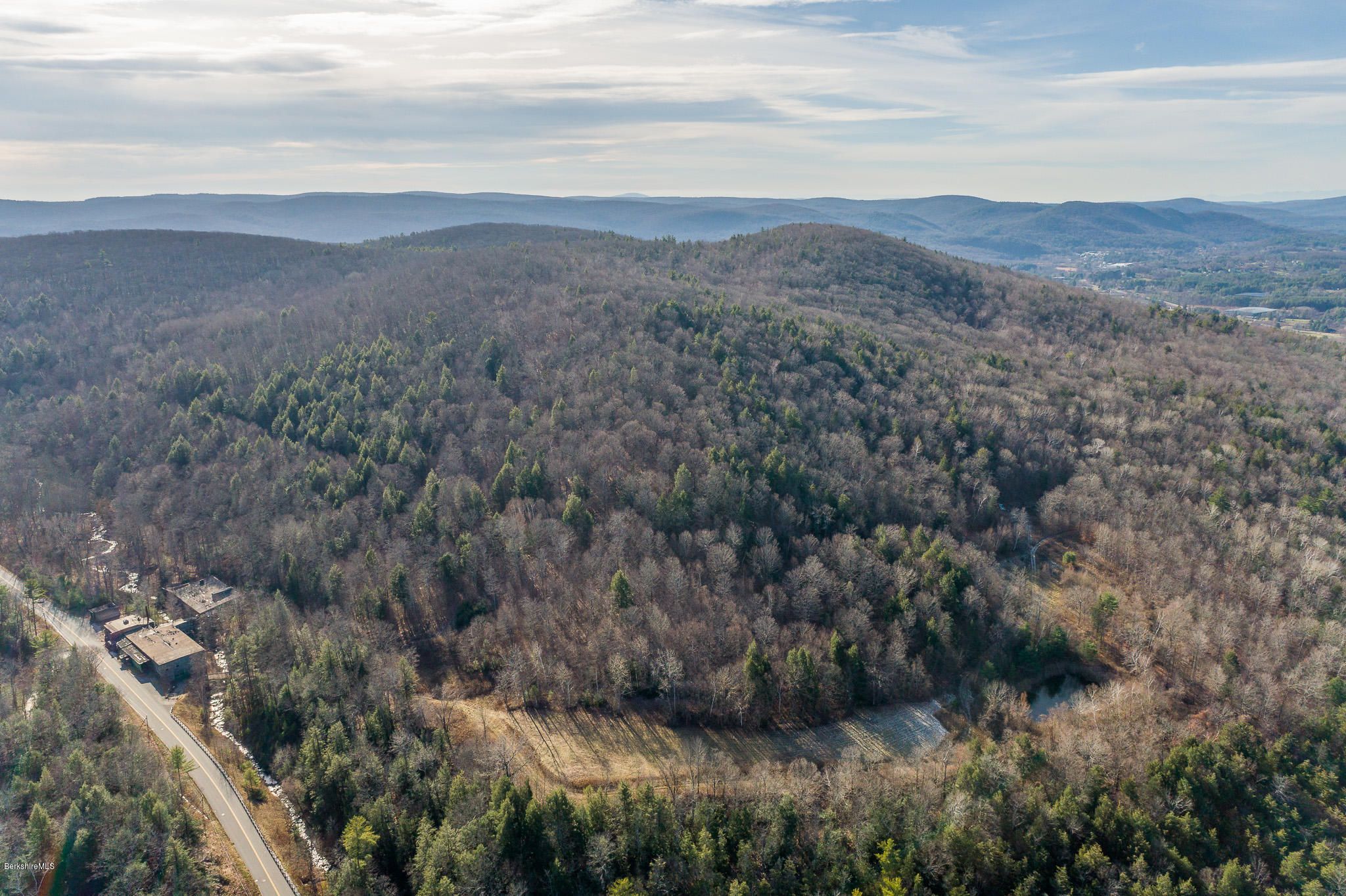 20 Forest St, Lee, MA 01238 MLS 240822 Trulia