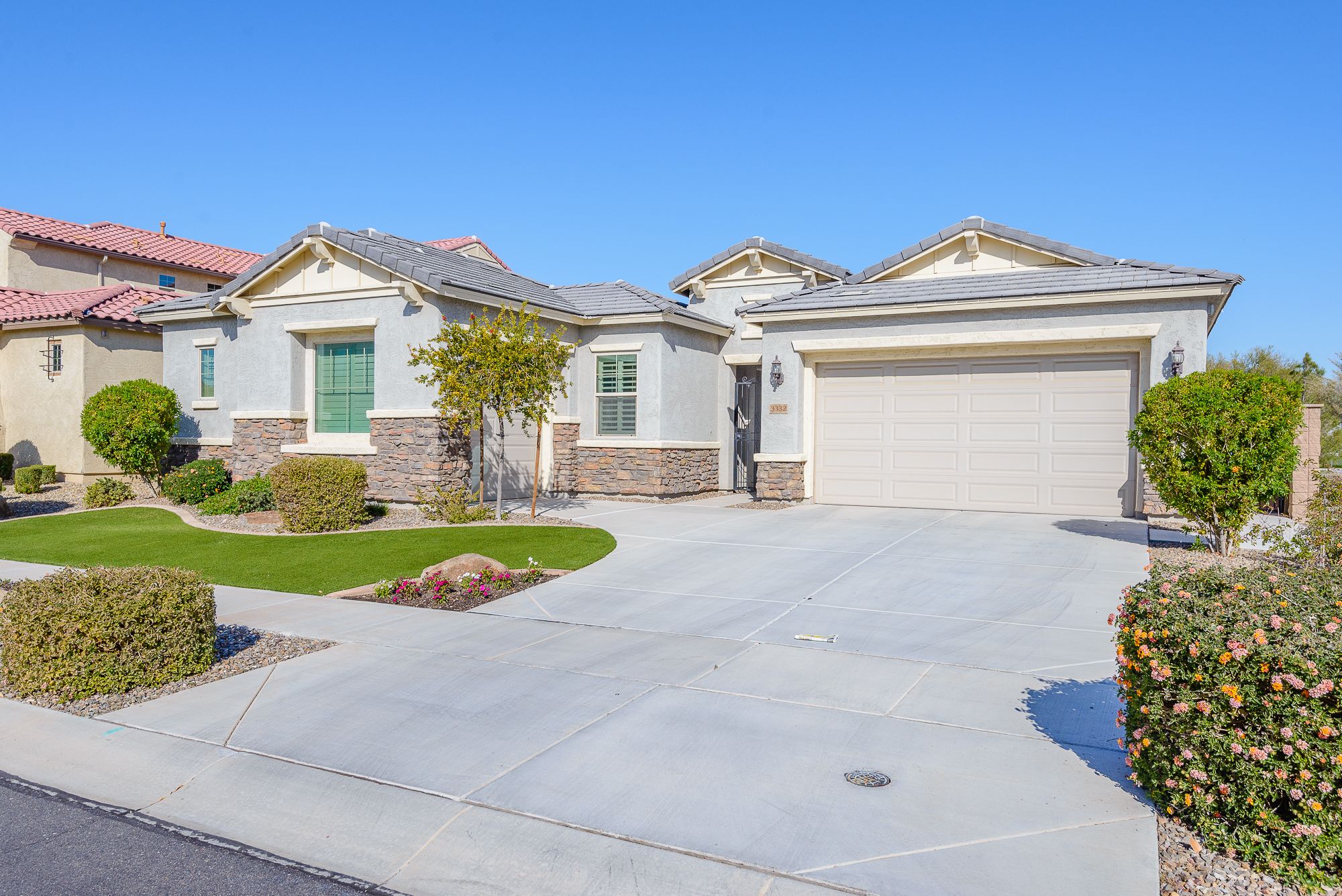 buy home in gilbert az