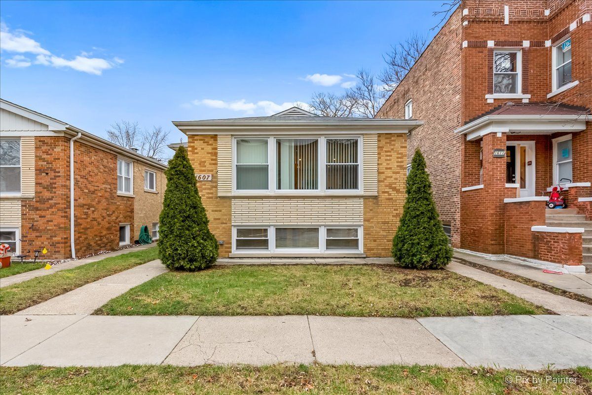 1607 Clarence Ave, Berwyn, IL 60402 Trulia