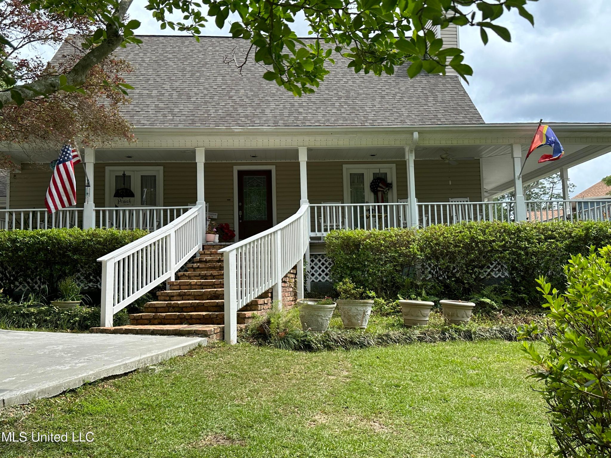 1133 E Lakeshore Dr, Carriere, MS 39426 Trulia