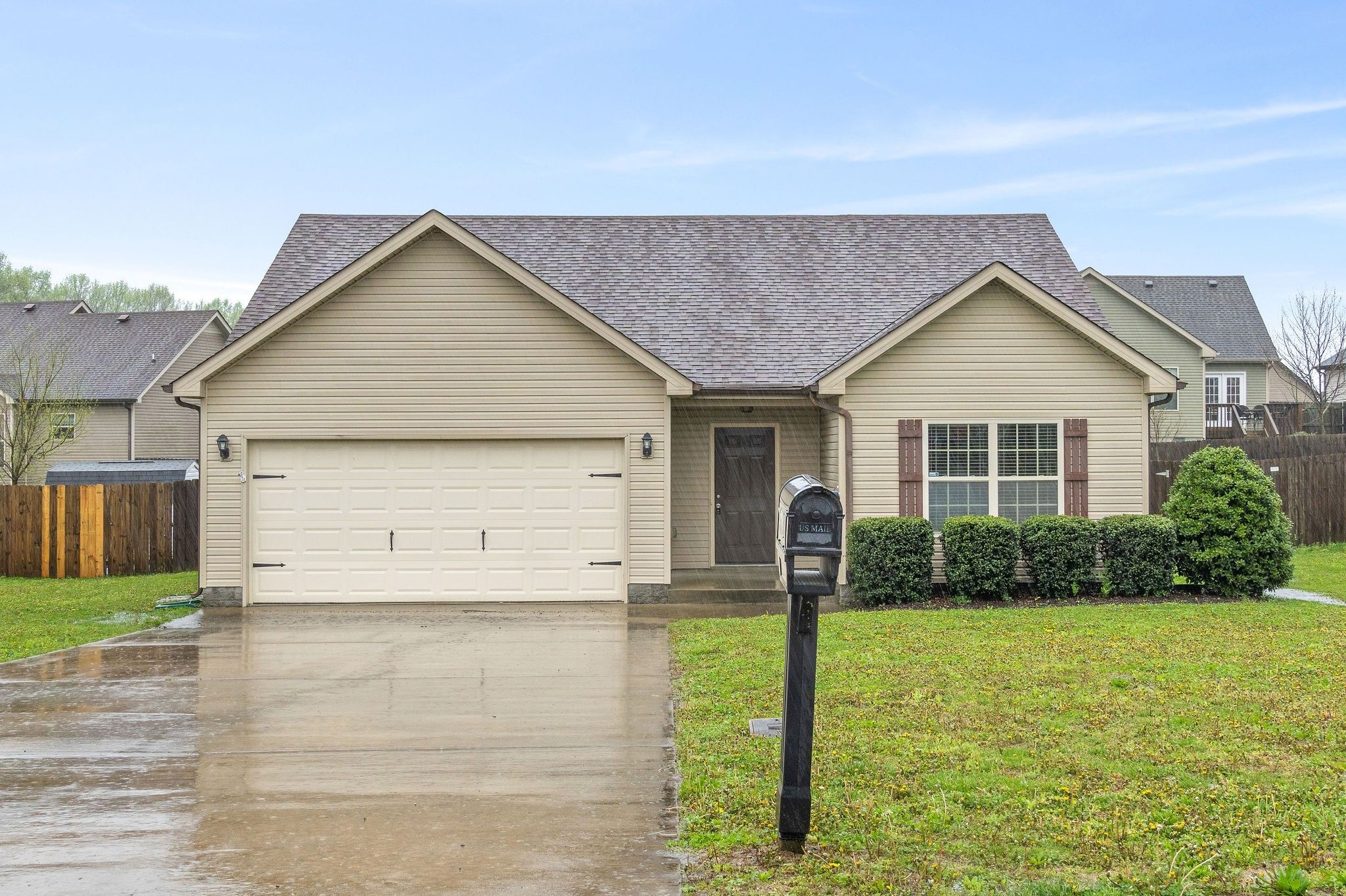 568 Tracy Ln, Clarksville, TN 37040 See Est. Value, Schools & More