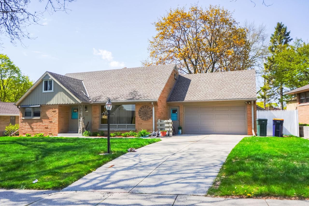 2935 South Cleveland Park DRIVE, West Allis, WI 53219 Trulia