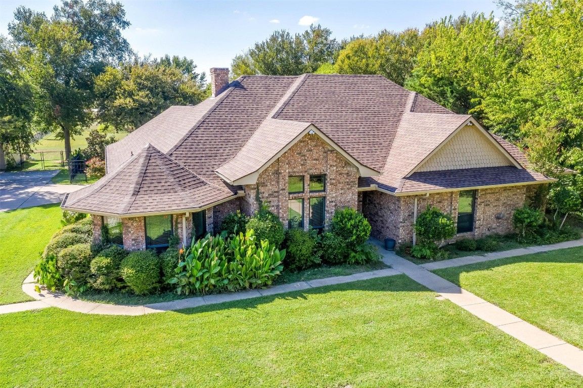 300 Victorian Dr, Waxahachie, TX 75165 MLS 20440048 Trulia