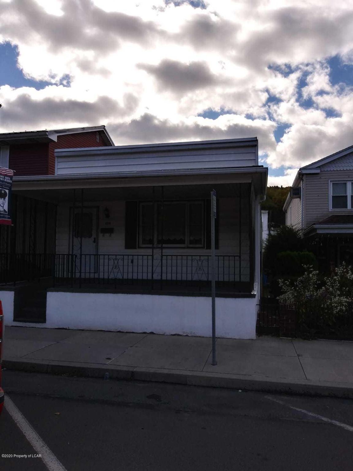 208 E Centre St, Mahanoy City, PA 17948 Trulia