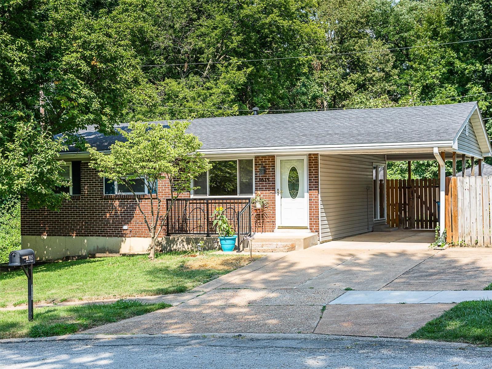 3615 Shores Dr, Saint Louis, MO 63125 Trulia