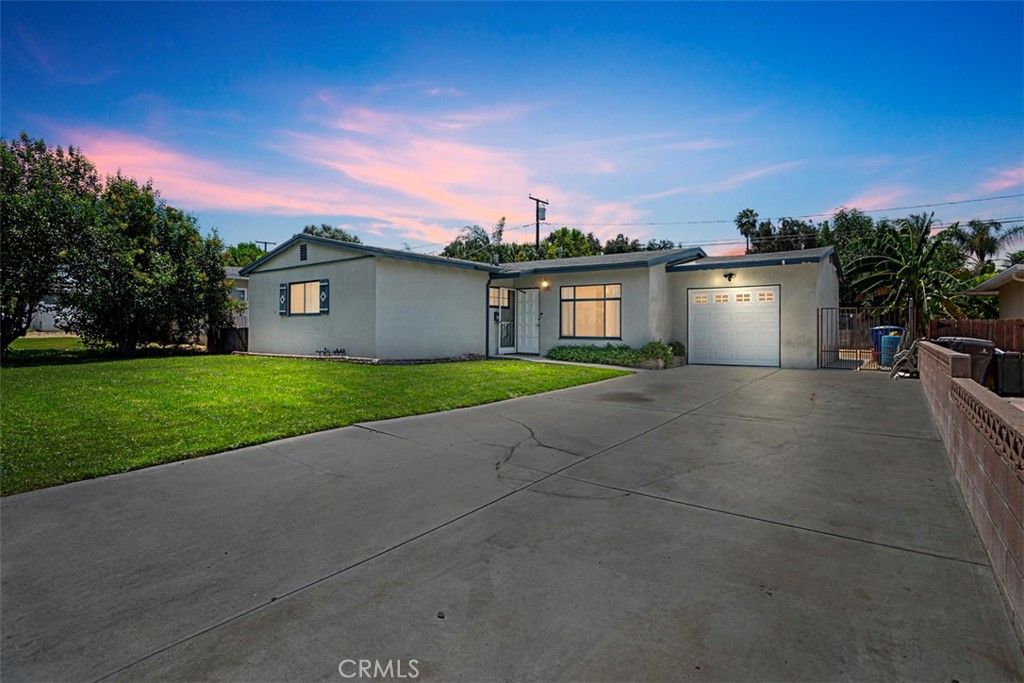 3076 Ronald St, Riverside, CA 92506 - See Est. Value, Schools & More