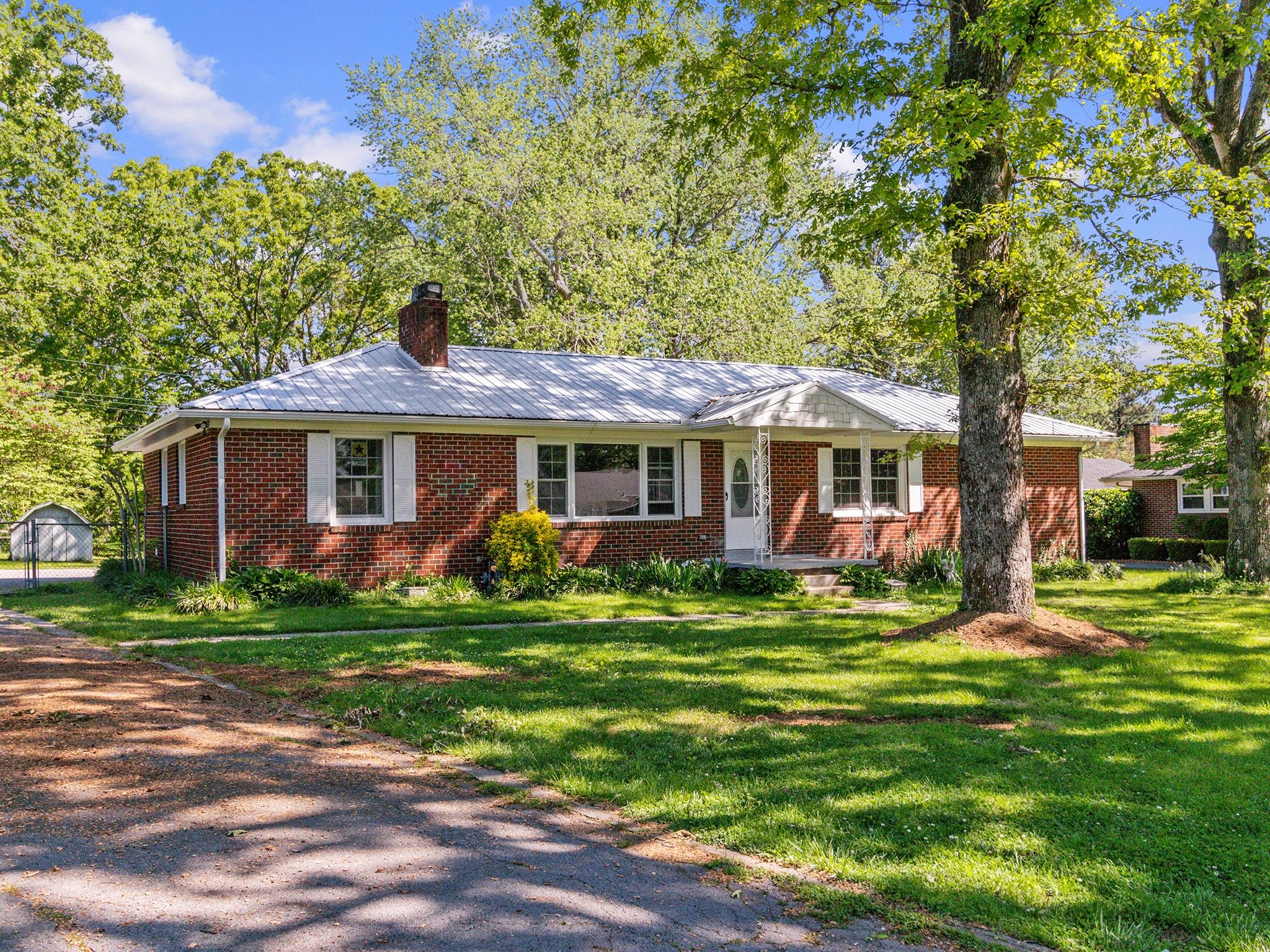 1220 Woodland St, Tullahoma, TN 37388 Trulia