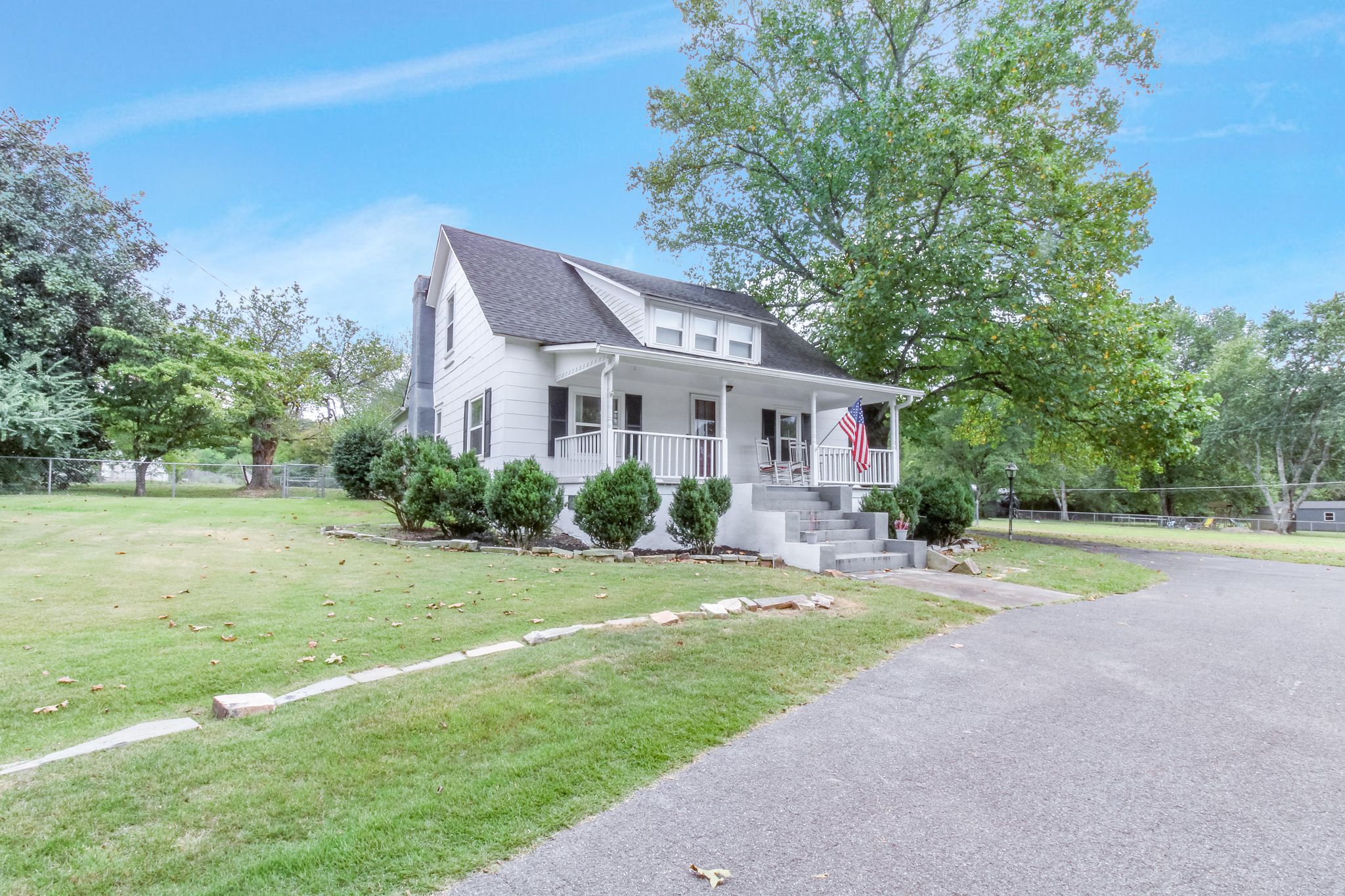 667 Dietz Rd, Ringgold, GA 4 Bed, 3 Bath SingleFamily Home 31