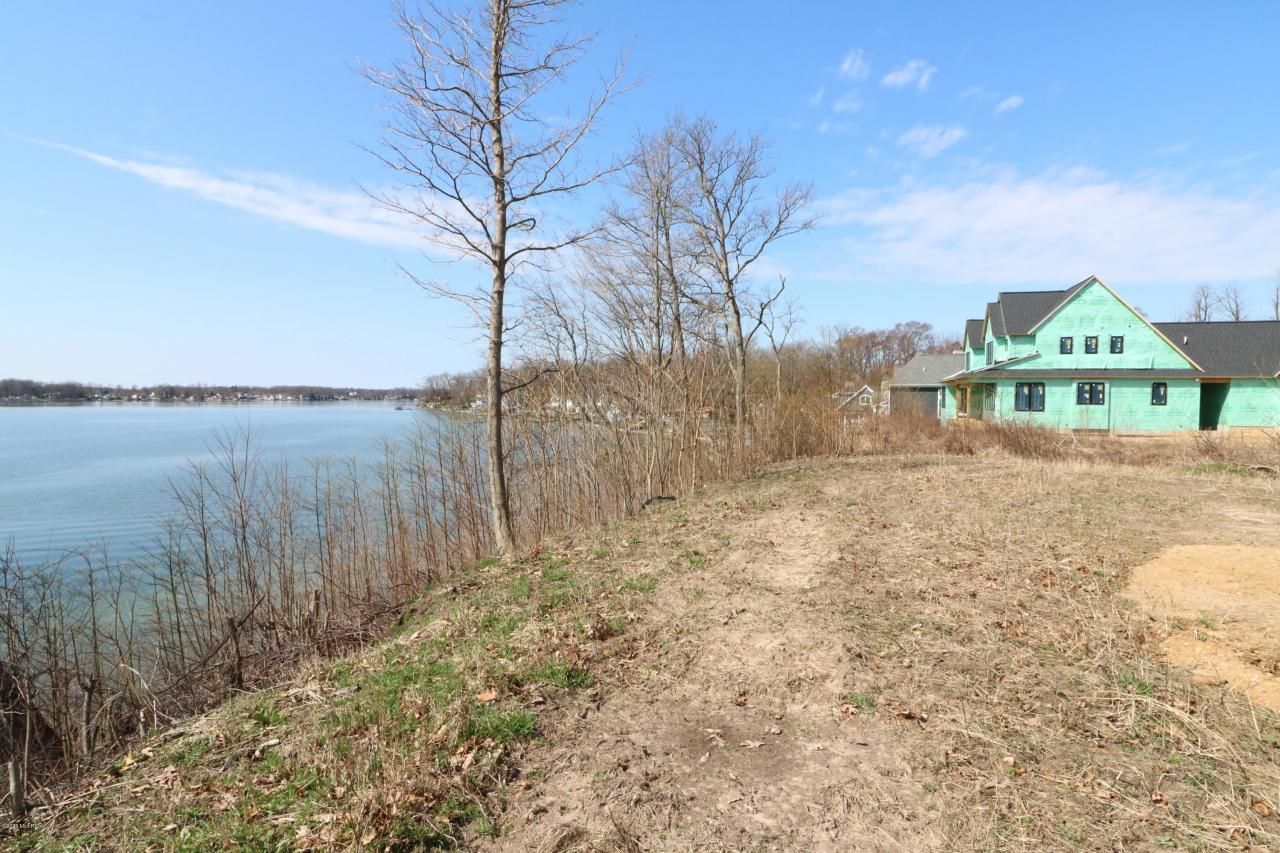 6 Lakeshore Dr, Dowagiac, MI 49047 Trulia