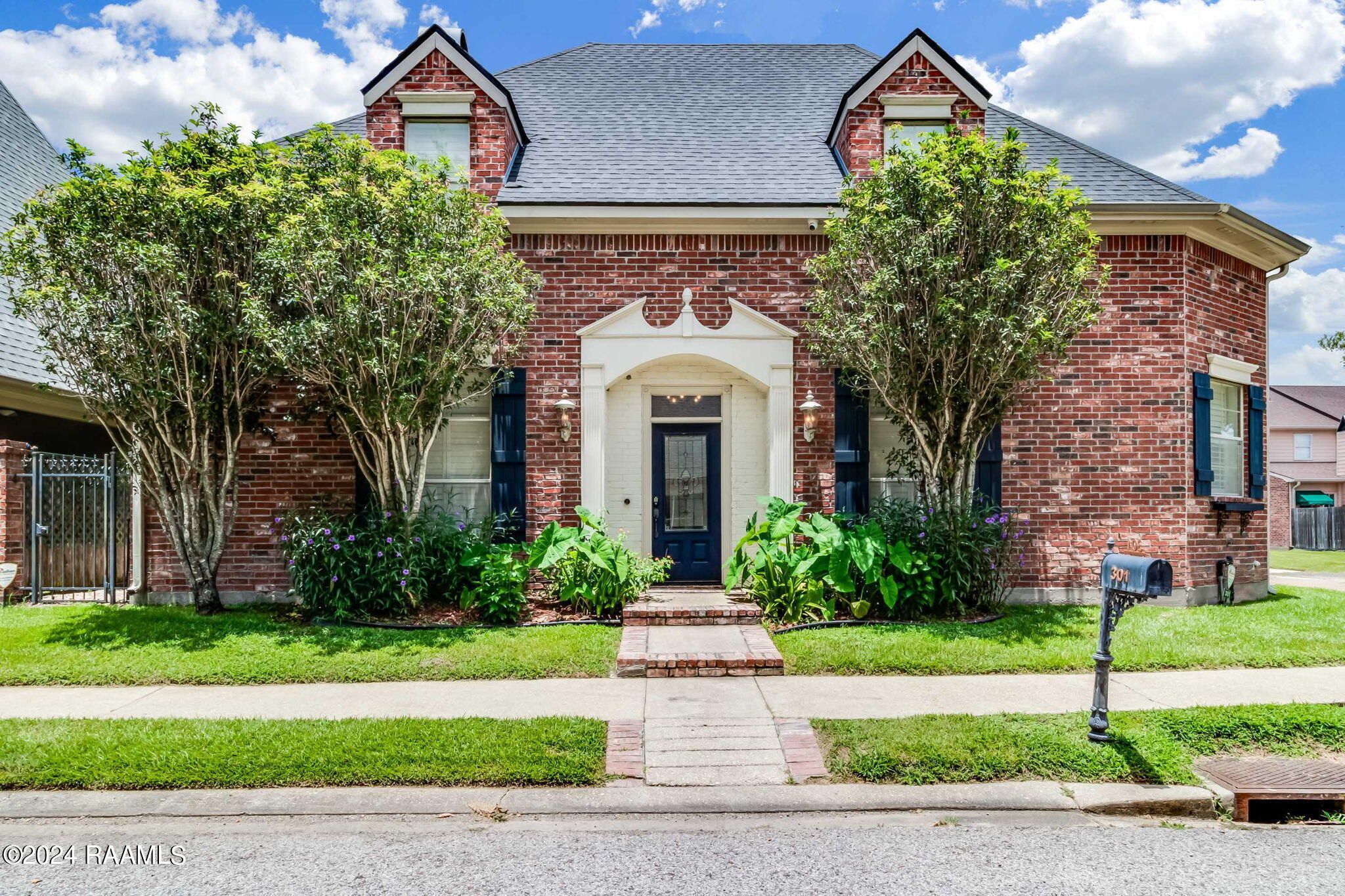 301 W Brentwood Blvd, Lafayette, LA 70506 MLS 24006189 Trulia
