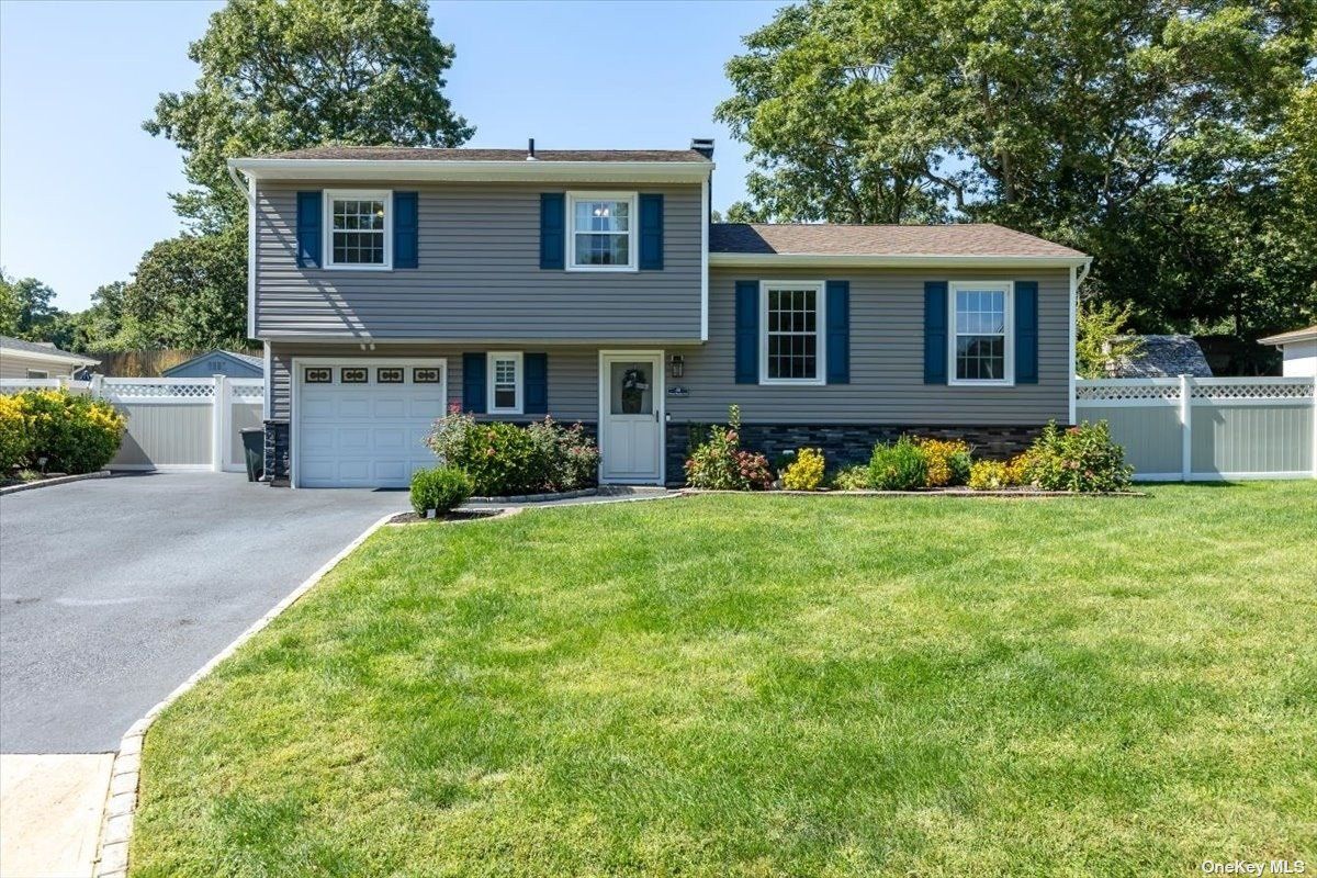 52 Mount Rainier Avenue, Farmingville, NY 11738 Trulia